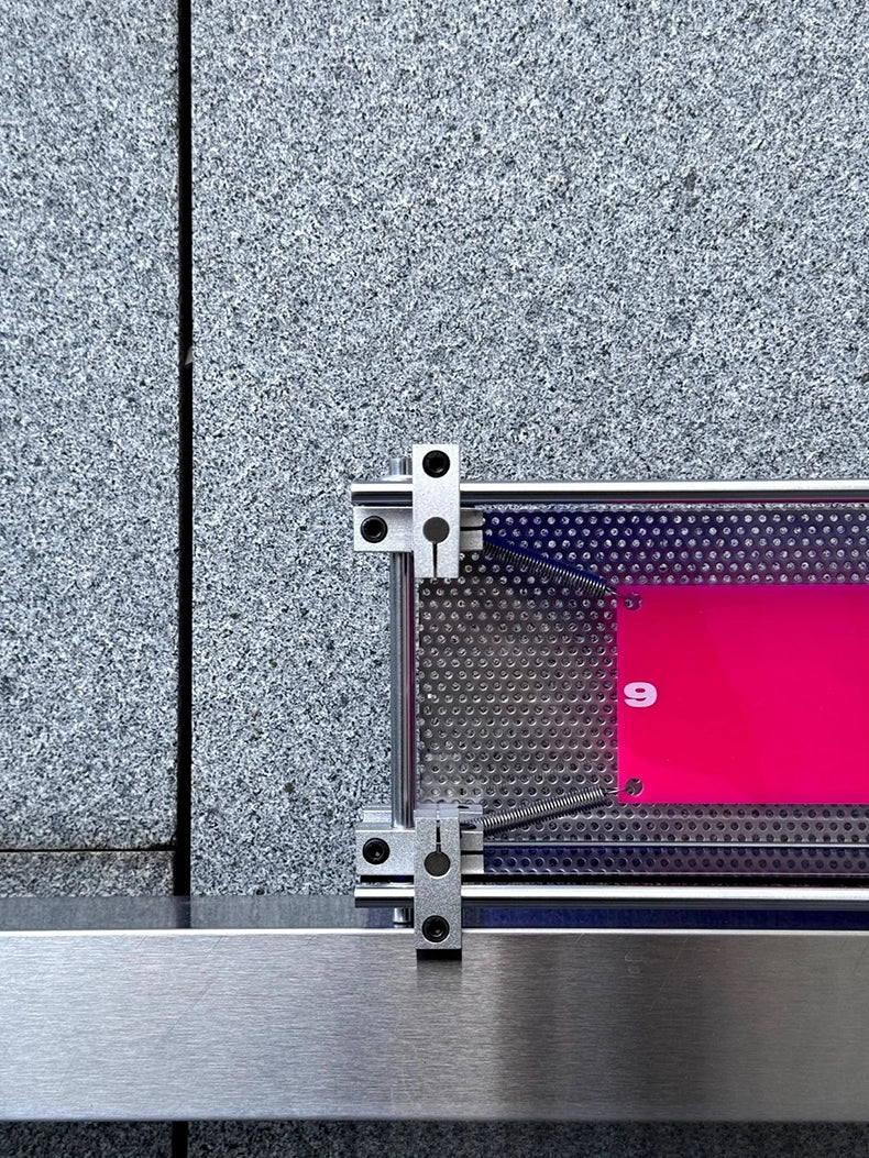 Optical Axis Art Creative Desk Clock